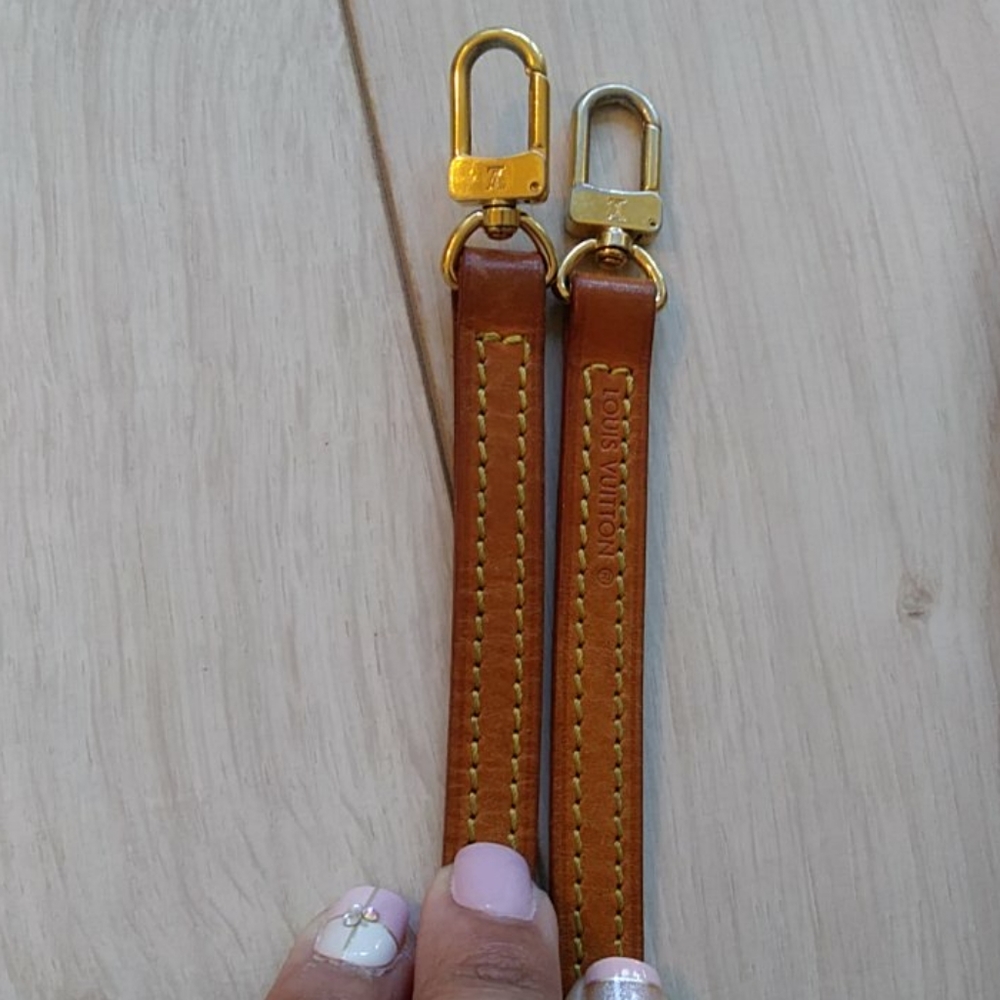 ***SOLD***LOUIS VUITTON~CROSSBODY STRAP~NICE PATINA - Picture 7 of 10